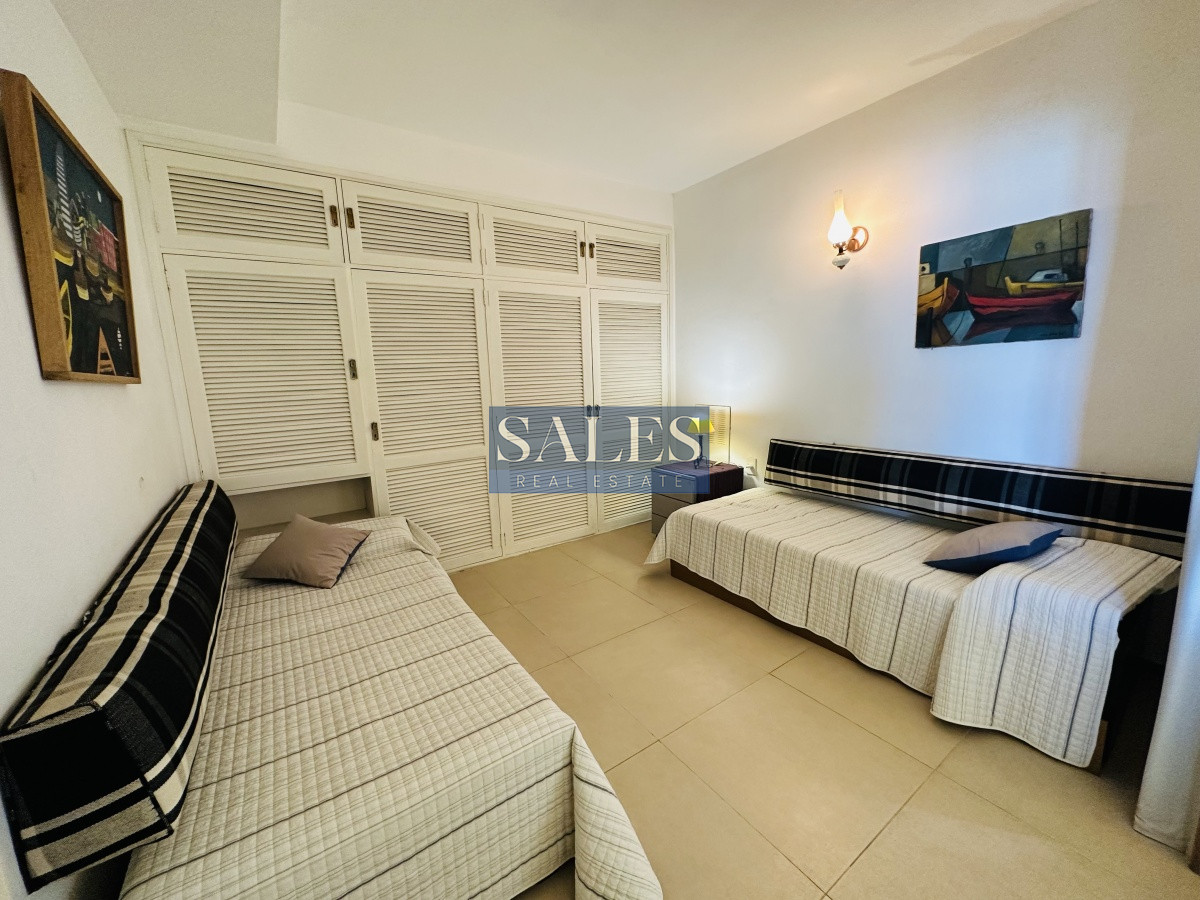 Apartamento ID.719 - Venta de apartamento de dos dormitorios en Punta del Este