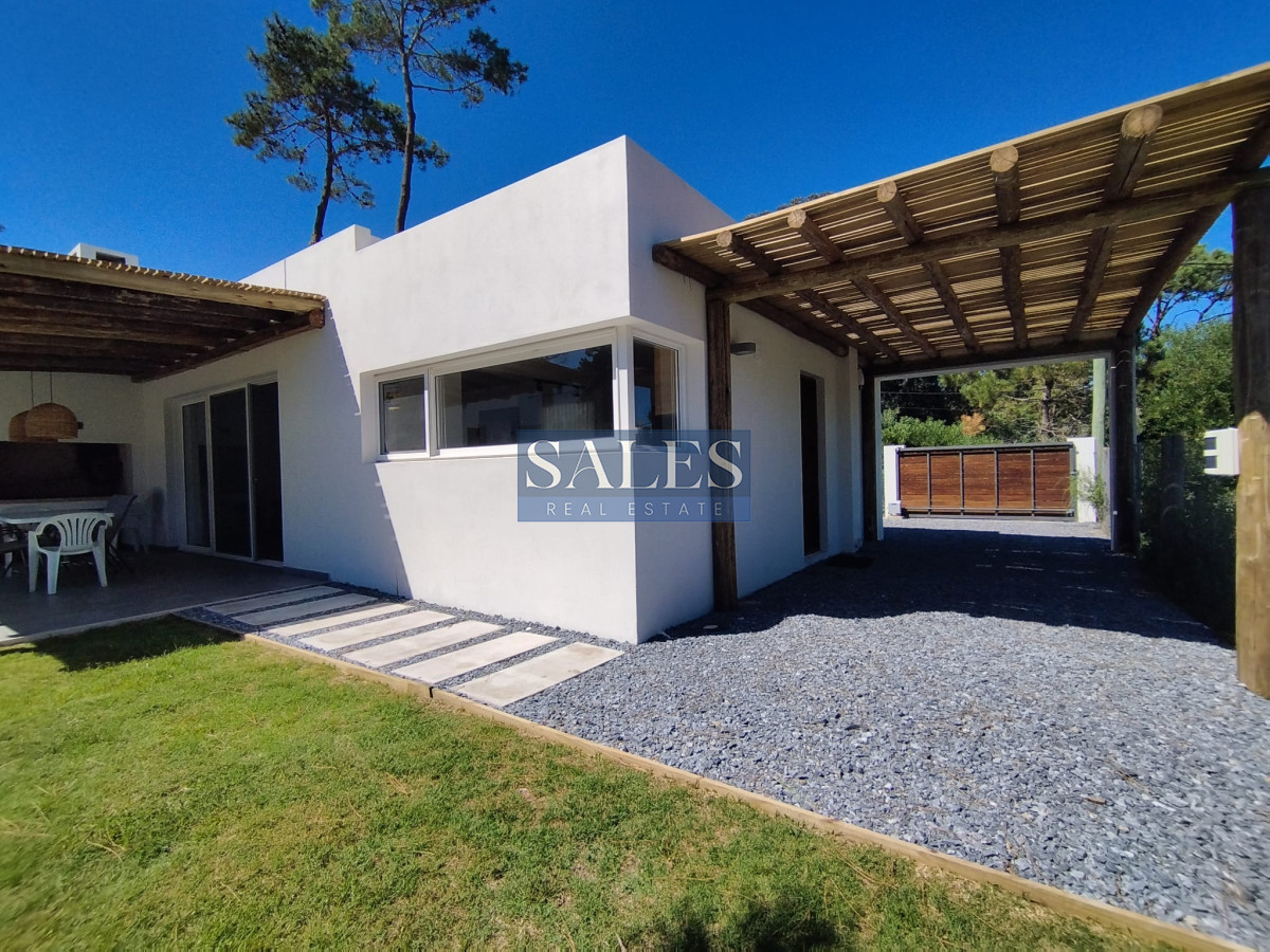 Casa ID.1429 - Alquiler y venta de casa de 3 dormitorios en La Barra