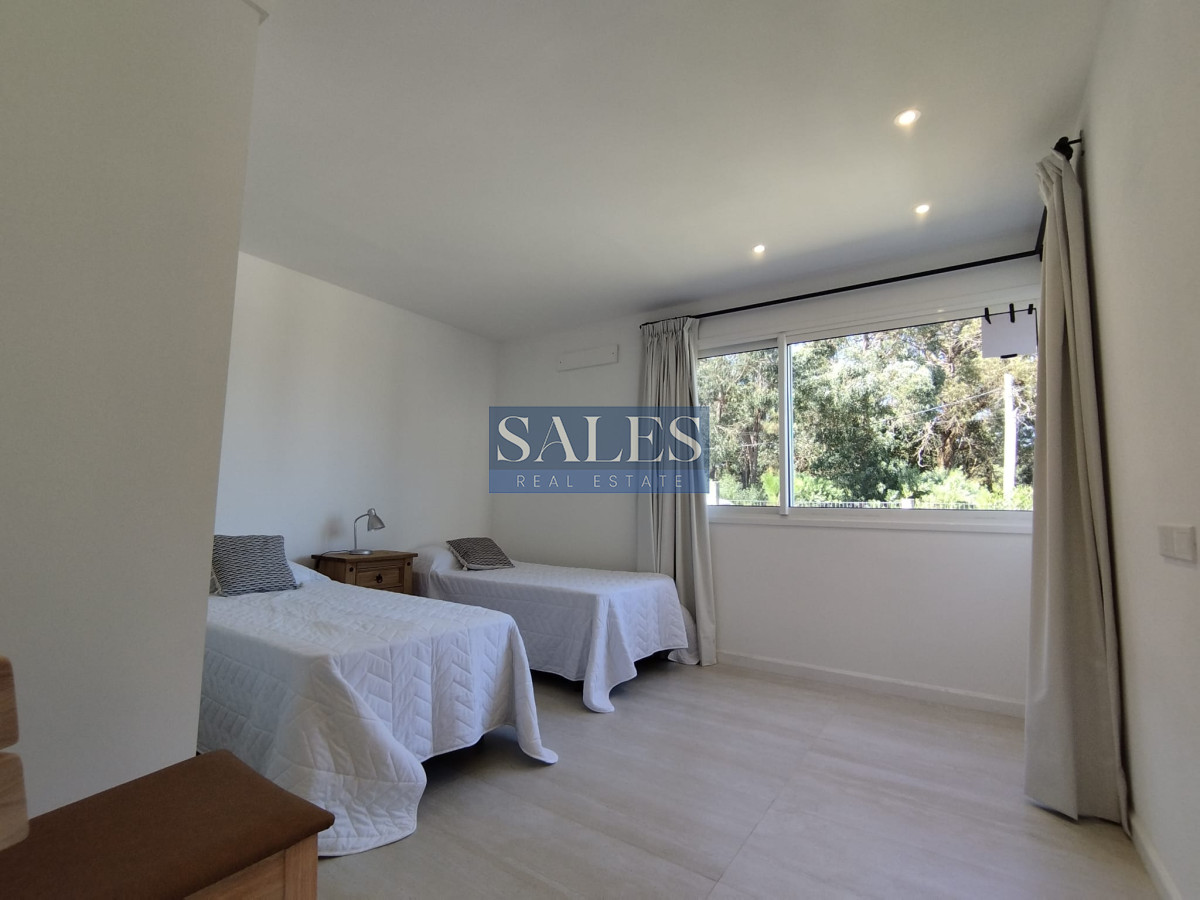 Casa ID.1429 - Alquiler y venta de casa de 3 dormitorios en La Barra
