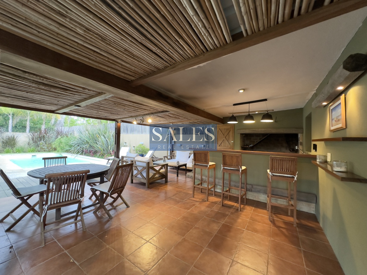 Casa ID.1162 - Alquiler anual de casa de 3 dormitorios en Punta del Este