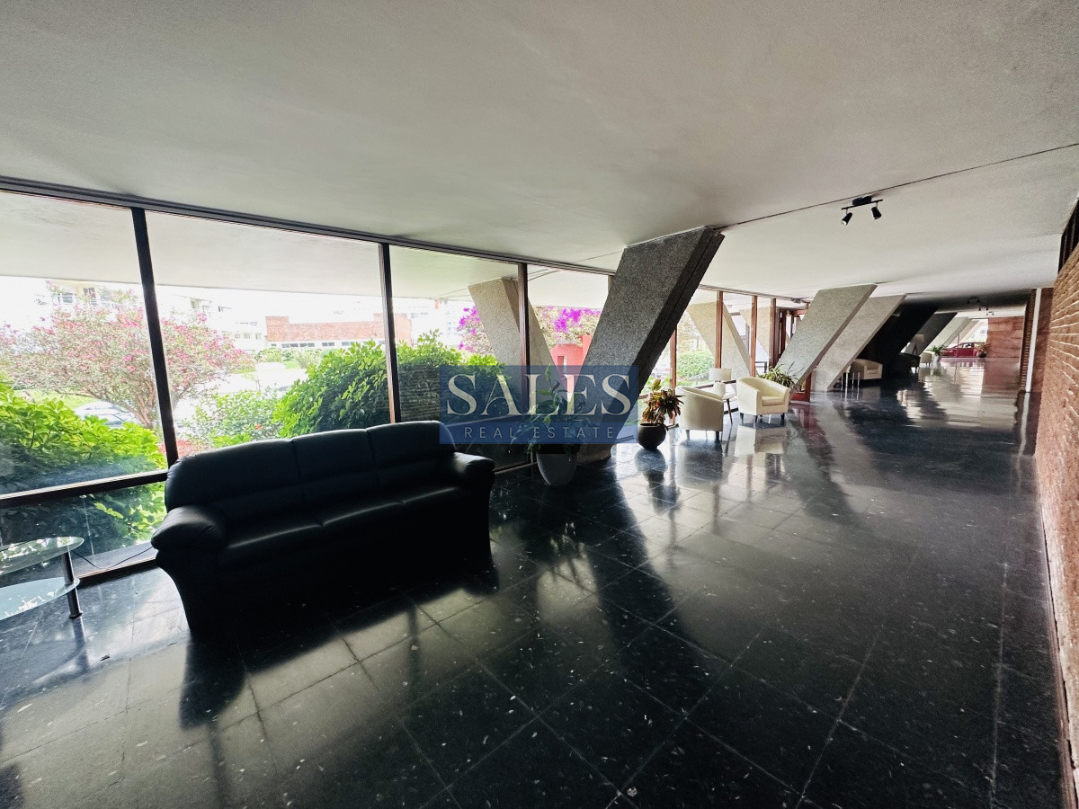 Apartamento ID.150 - Apartamento de 2 dormitorios en venta, Punta del Este
