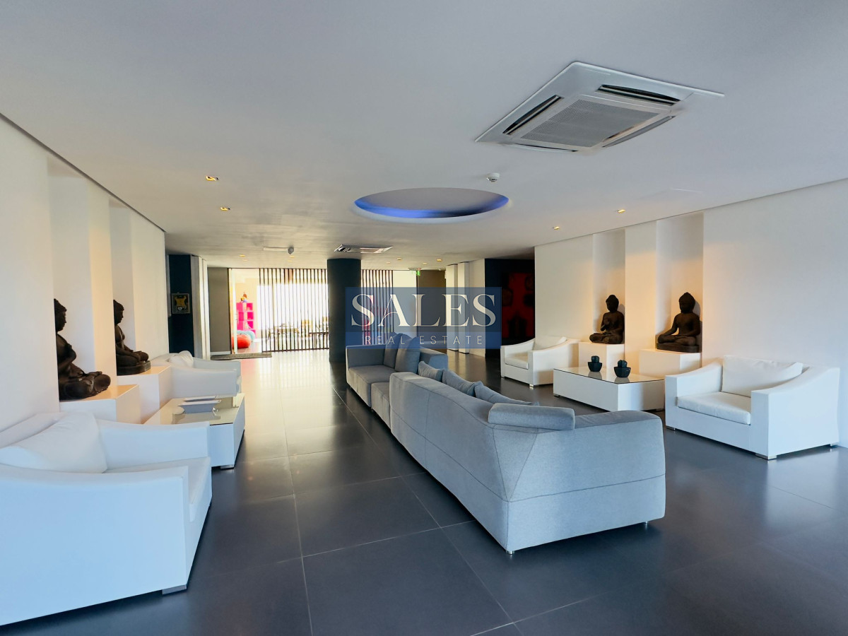 Apartamento ID.237 - Penthouse en VENTA, 3 dormitorios en suite + Dependencia, vista 180°.