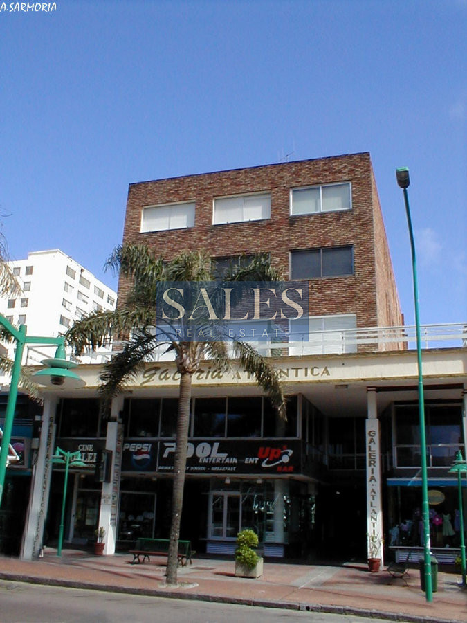 Apartamento ID.983 - Oportunidad de apto en venta, península, Punta del este.