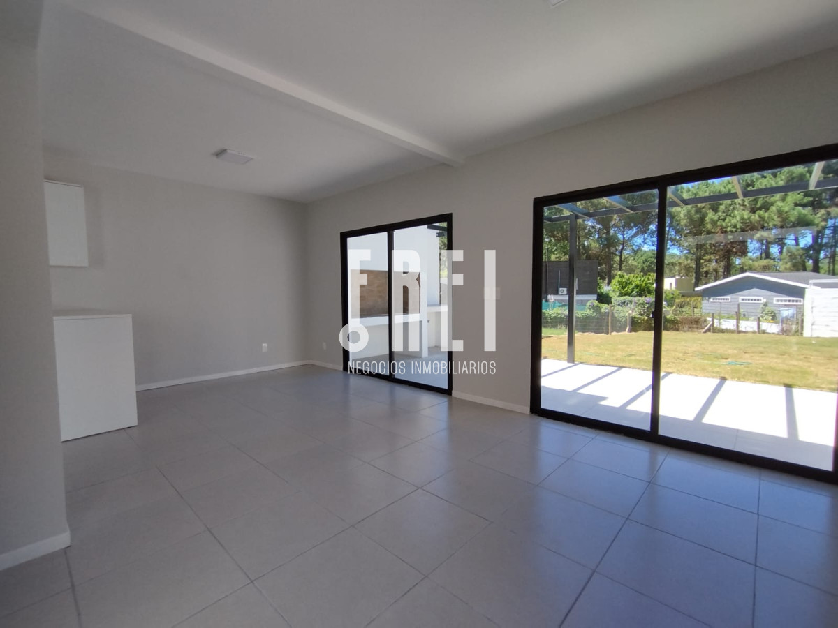 Casa ID.200 - Oportunidad en construccion, casa de 3 dormitorios en Parque Burnett