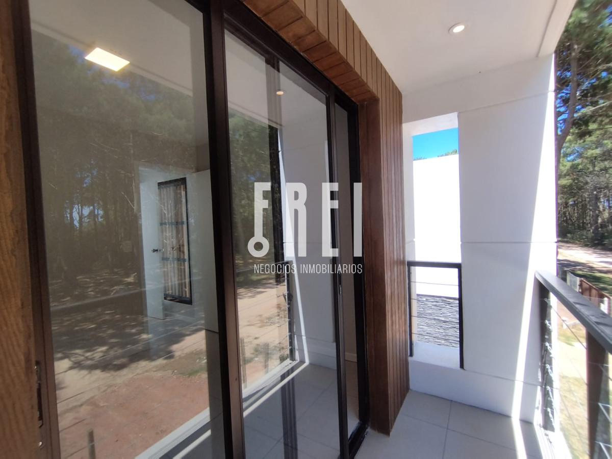 Casa ID.200 - Oportunidad en construccion, casa de 3 dormitorios en Parque Burnett