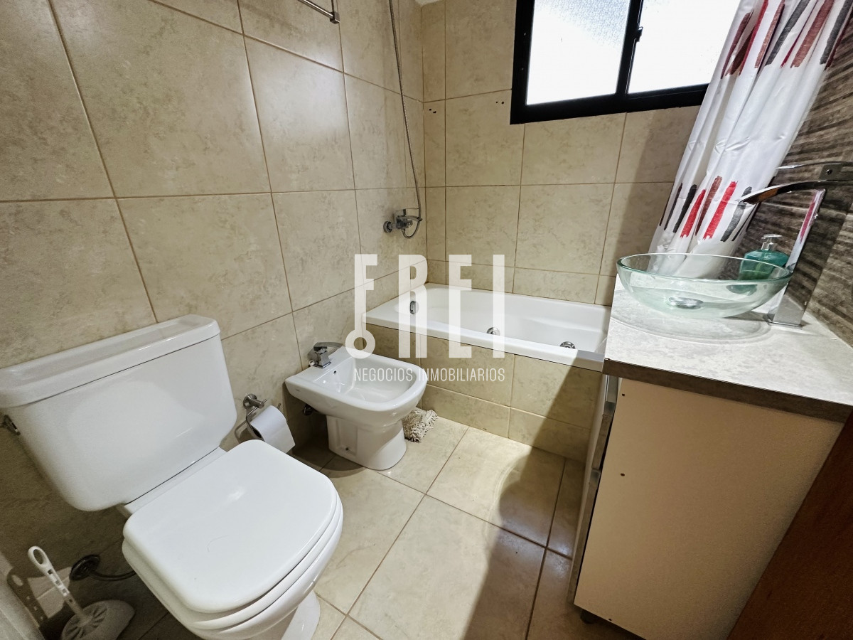 Casa ID.368 - Casa con piscina en venta  en Punta del Este