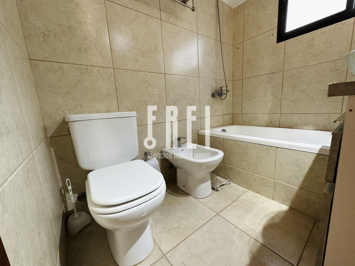 Casa ID.368 - Casa con piscina en venta  en Punta del Este