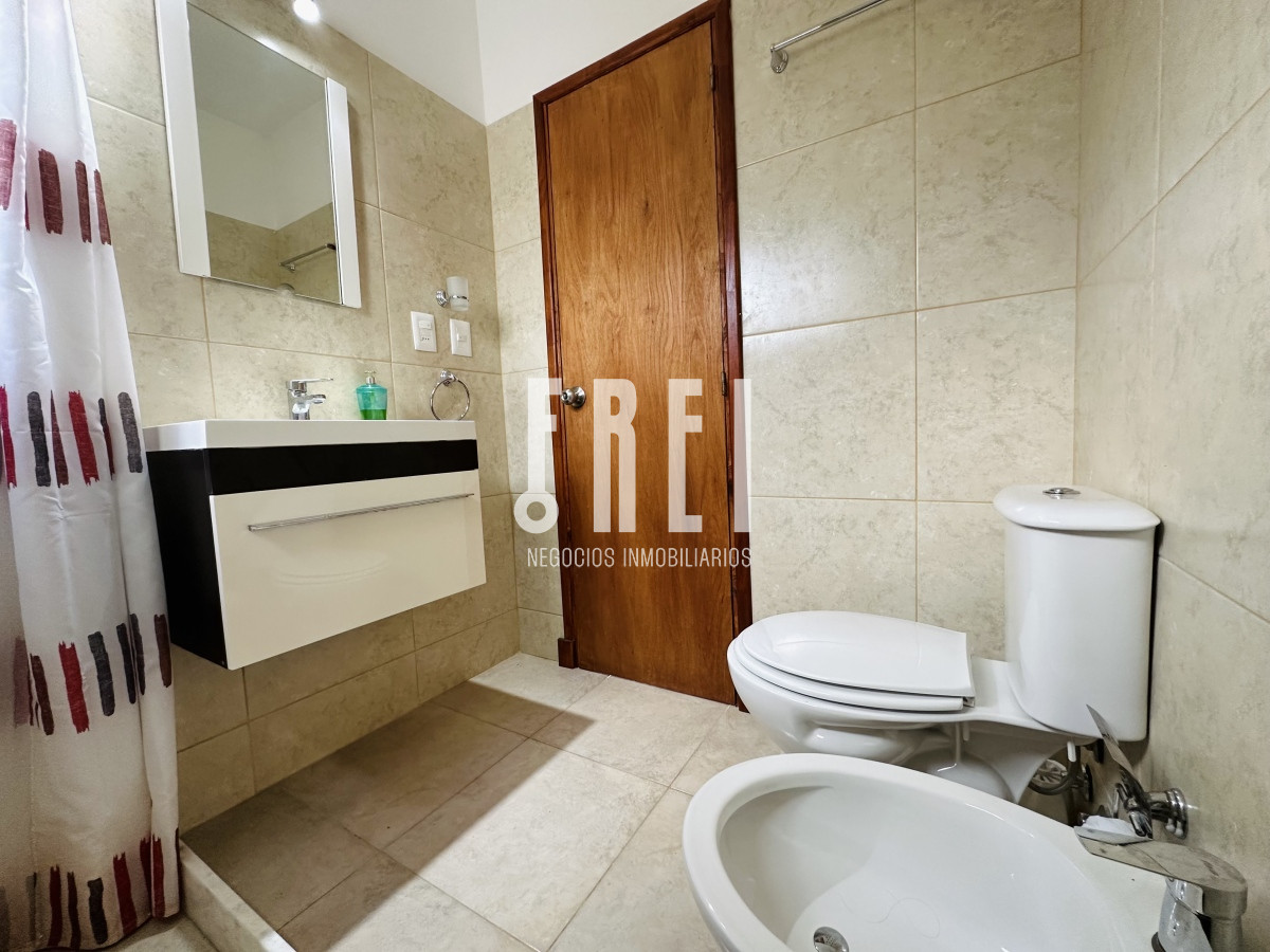 Casa ID.368 - Casa con piscina en venta  en Punta del Este