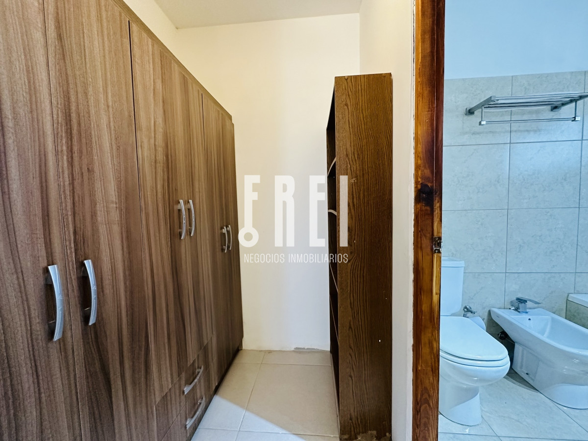Casa ID.368 - Casa con piscina en venta  en Punta del Este