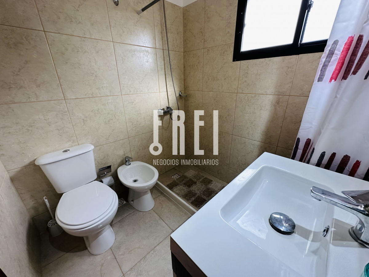 Casa ID.368 - Casa con piscina en venta  en Punta del Este