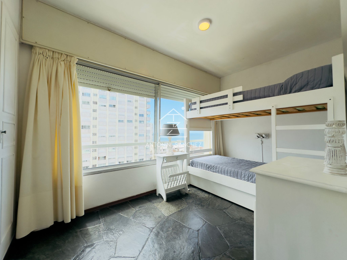 Apartamento ID.1826 - Apartamento de dos dormitorios en venta en Punta del Este