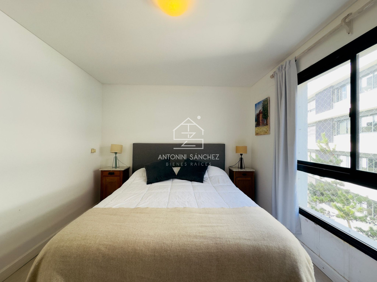 Apartamento ID.1255 - Apartamento en venta frente a playa brava.
