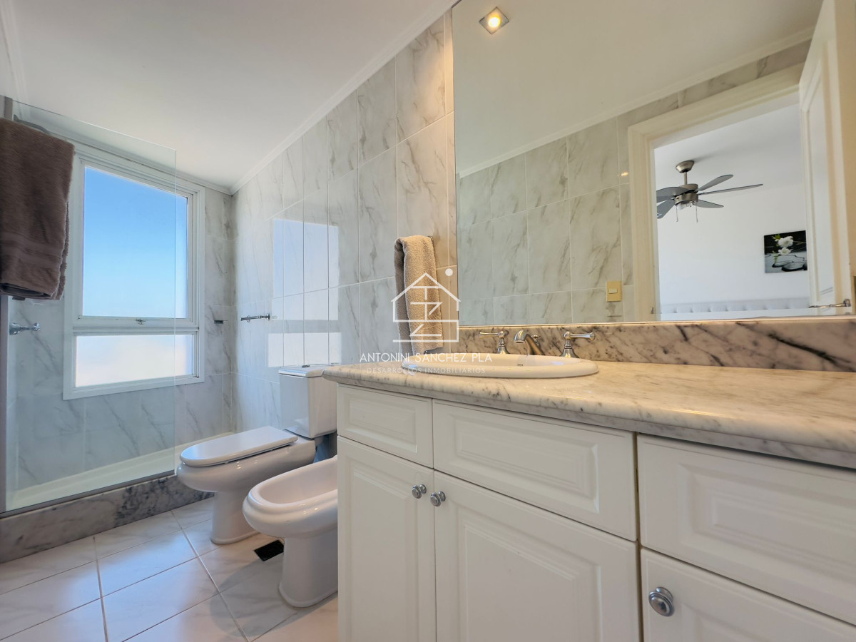 Apartamento ID.3354 - Apto en venta, excelente vista a la playa mansa, isla gorriti.