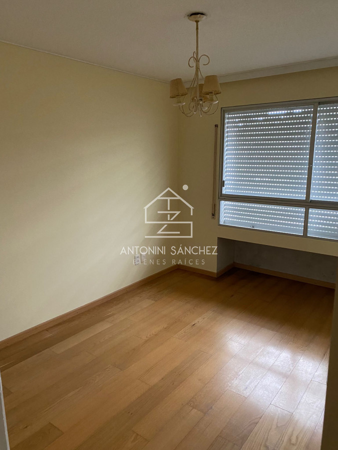 Apartamento ID.1297 - Venta de apartamento de dos dormitorios en Punta del Este