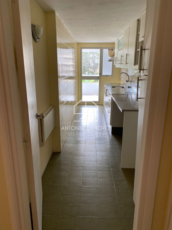 Apartamento ID.1297 - Venta de apartamento de dos dormitorios en Punta del Este