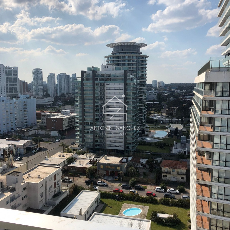 Apartamento ID.1585 - Alquiler de temporada de departamento de un dormitorio y medio en Punta del Este
