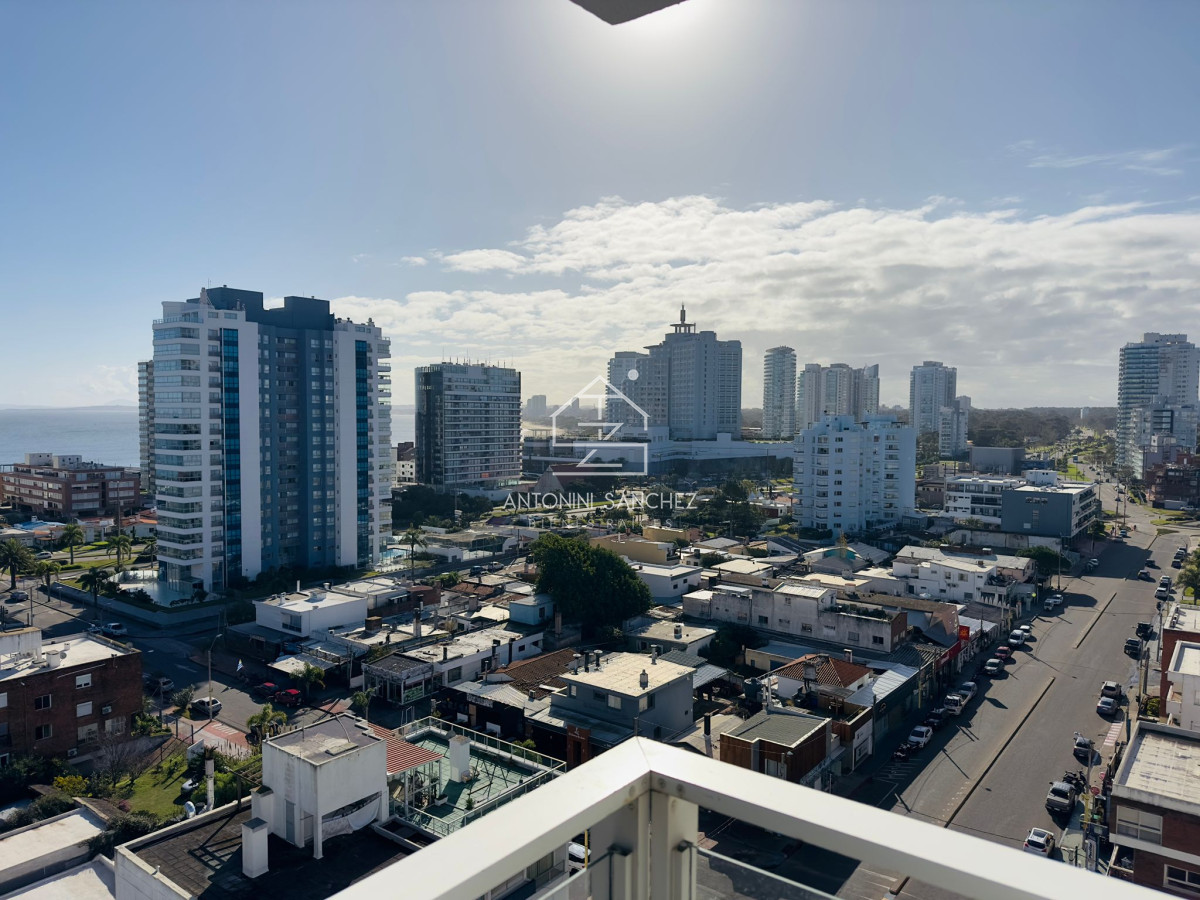 Apartamento ID.1584 - Apto en venta de 2 dormitorios, 2 baños, Punta del este. 