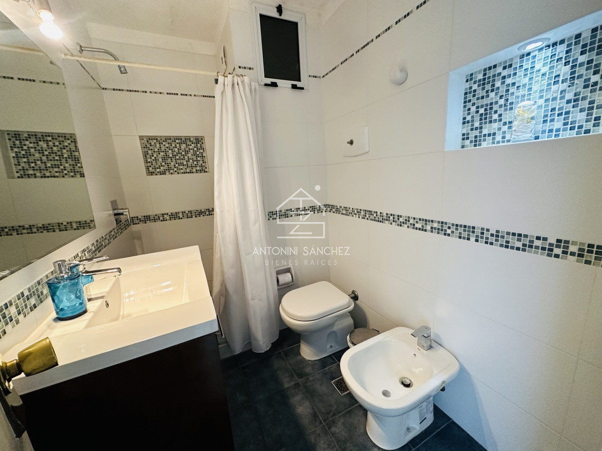 Apartamento ID.1651 - Venta de apartamento de dos dormitorios en Punta del Este