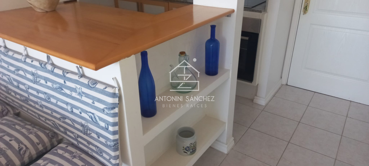 Apartamento ID.1590 - apartamento en alquiler, edificio con piscina