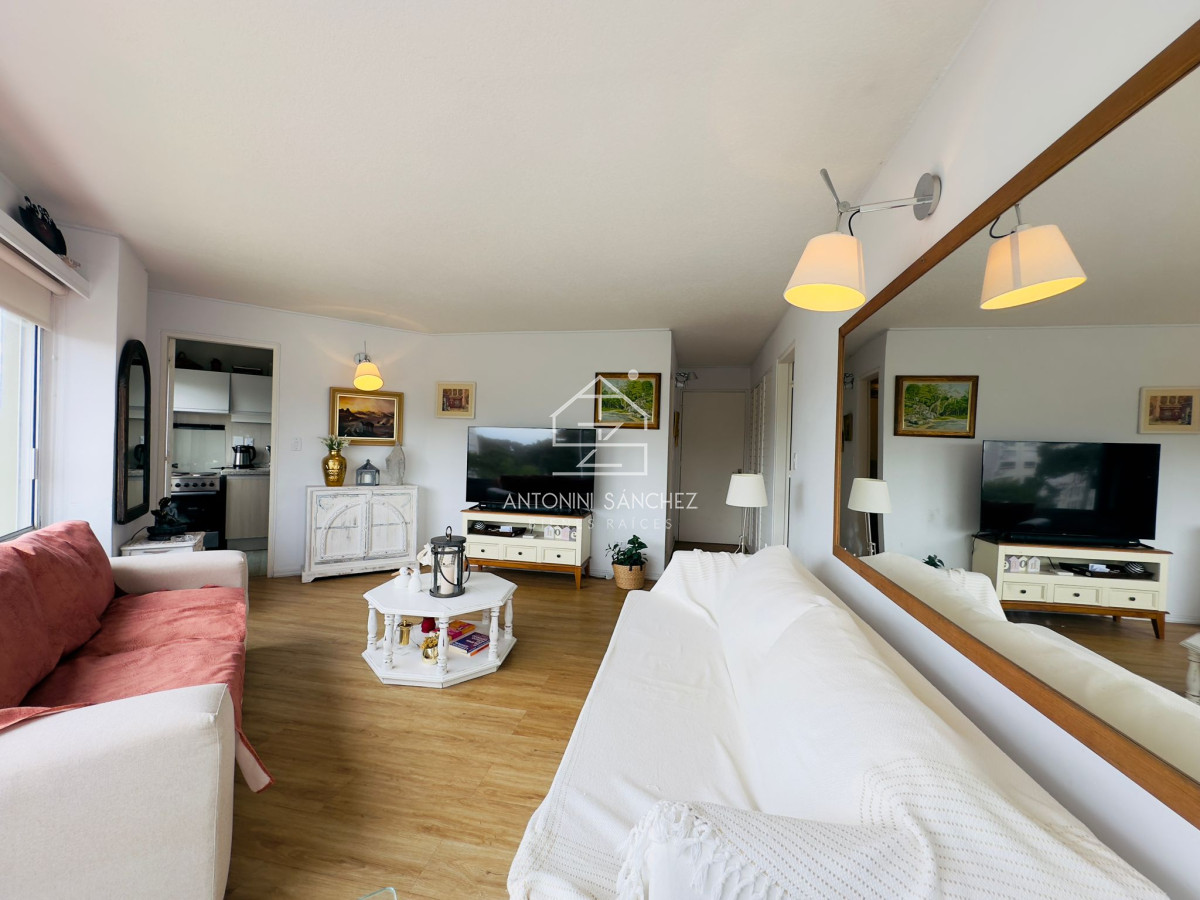 Apartamento ID.1195 - Venta Apartamento 2 dormitorios en Punta del este.