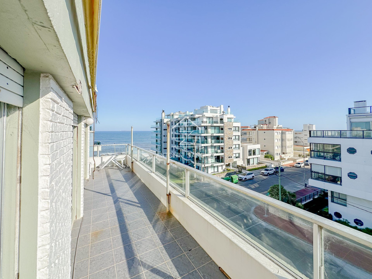 Apartamento ID.1382 - Penthouse en venta en Peninsula, 3 dormitorios, 3 baños, garaje