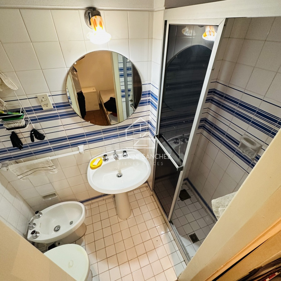 Apartamento ID.1428 - Alquiler y Venta  de apartamento de 3 dormitorios en Punta del Este