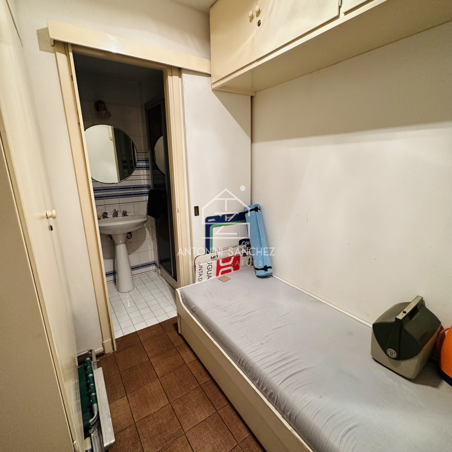 Apartamento ID.1428 - Alquiler y Venta  de apartamento de 3 dormitorios en Punta del Este