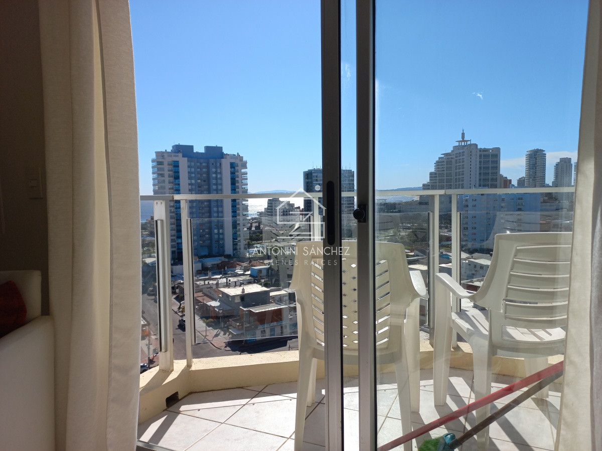 Apartamento ID.1586 - Alquilo apartamento de 1dormitorio y 1/2