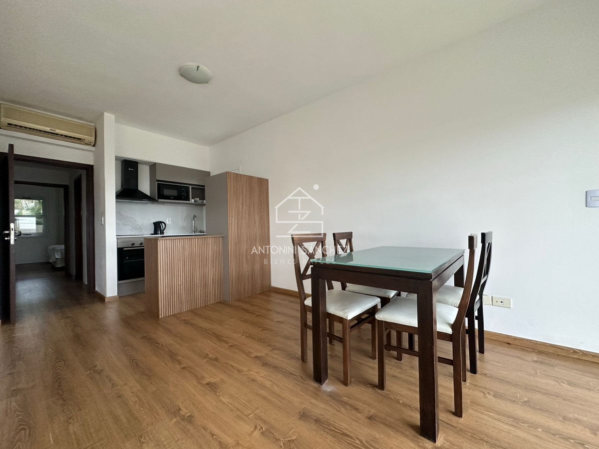 Apartamento ID.872 - Apartamento en Venta, 2 dormitorios, Punta del Este.7383