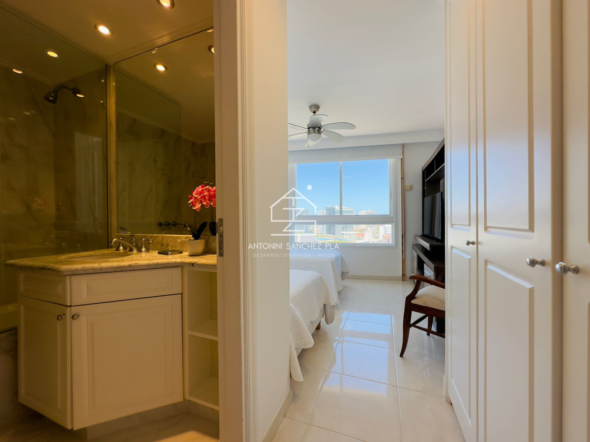 Apartamento ID.3354 - Apto en venta, excelente vista a la playa mansa, isla gorriti.