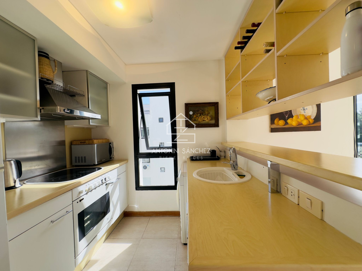Apartamento ID.1255 - Apartamento en venta frente a playa brava.