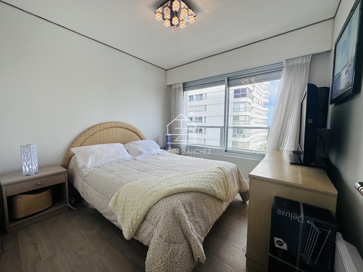 Apartamento ID.1776 - Apartamento de dos dormitorios en venta en Punta del Este