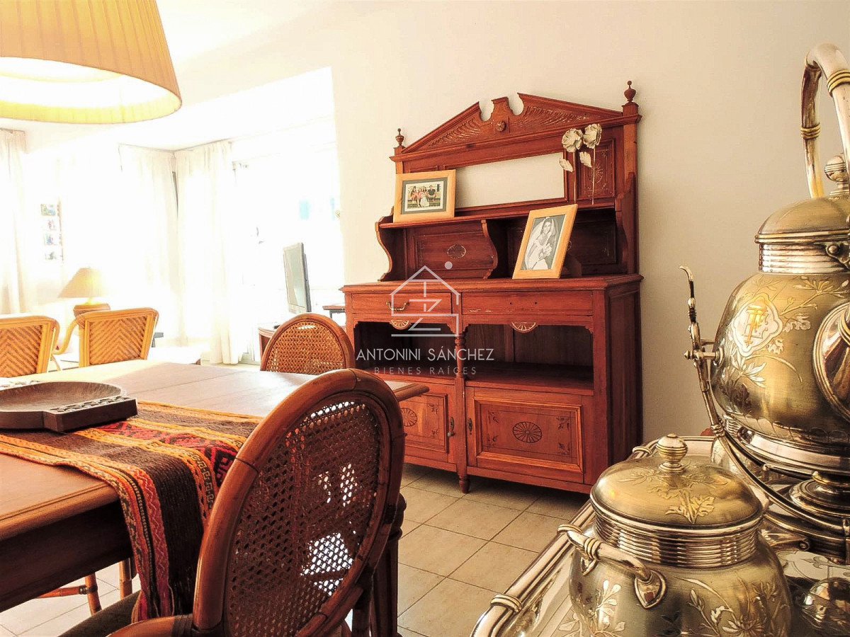 Apartamento ID.1427 - Apartamento en venta dos dormitorios y dependencia de servicio en Punta del Este