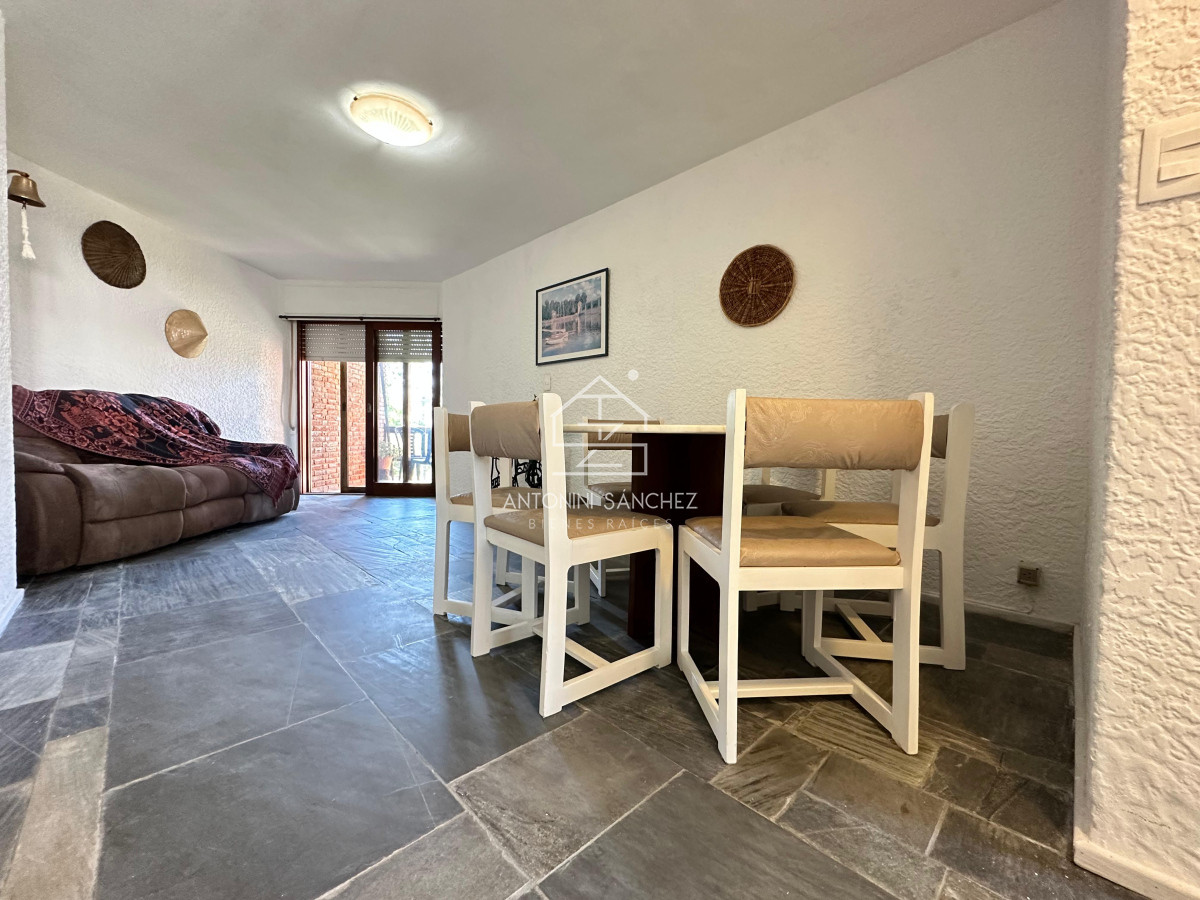 Apartamento ID.1627 - venta de apartamento de dos dormitorios Punta del Este