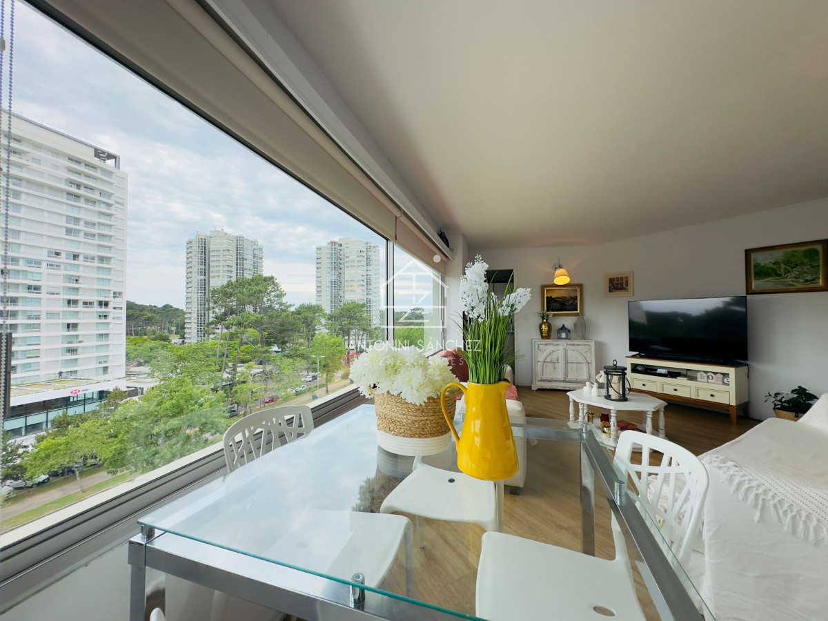 Apartamento ID.1195 - Venta Apartamento 2 dormitorios en Punta del este.
