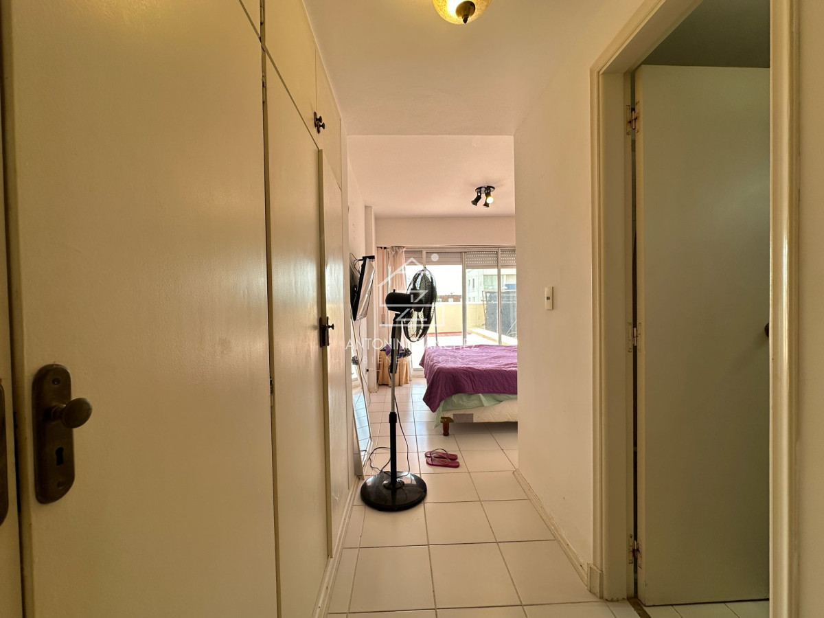 Apartamento ID.1587 - Apartamento en venta  y alquiler de 3 dormitorios en Punta del Este