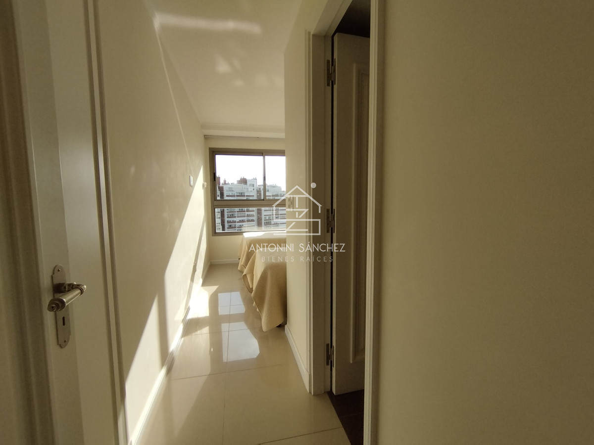 Apartamento ID.3051 -  Apartamento en venta en playa brava de Punta del Este