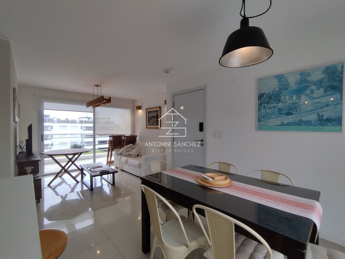 Apartamento ID.2737 - Venta de Pent house en de 2 dormitorios zona Playa abrava