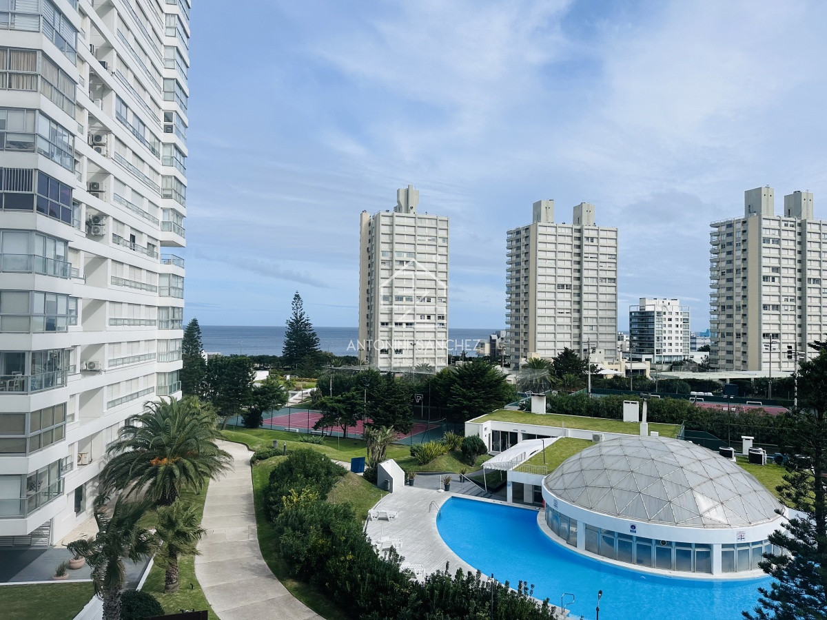 Apartamento ID.1776 - Apartamento de dos dormitorios en venta en Punta del Este
