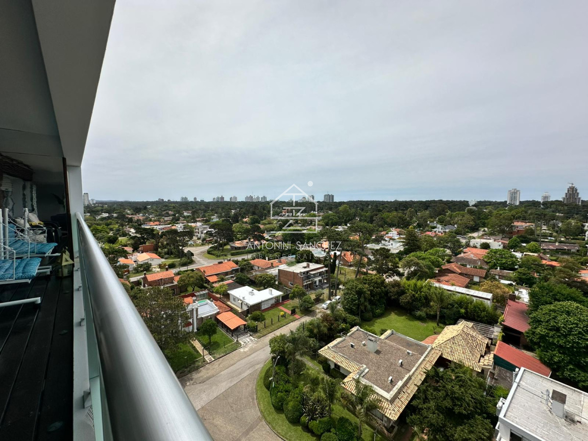 Apartamento ID.3050 - Venta de apartamento de dos dormitorios en Punta del Este