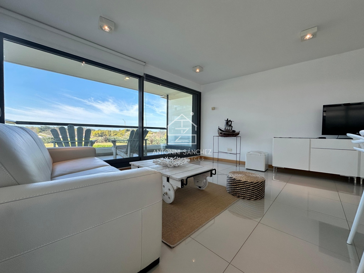 Apartamento ID.1683 - Venta de apartamento en Blue Bird, tres suites. Playa Brava. 