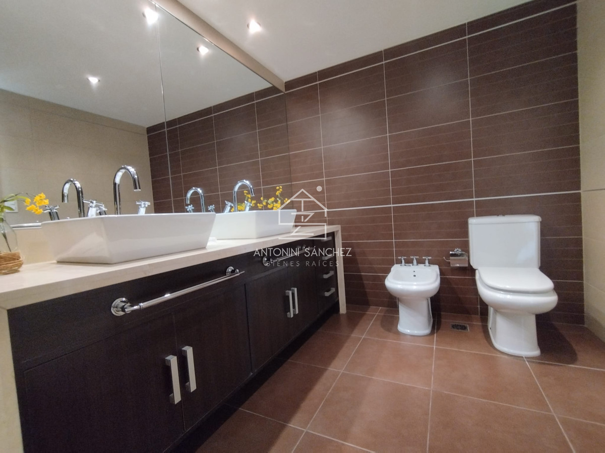 Apartamento ID.3051 -  Apartamento en venta en playa brava de Punta del Este