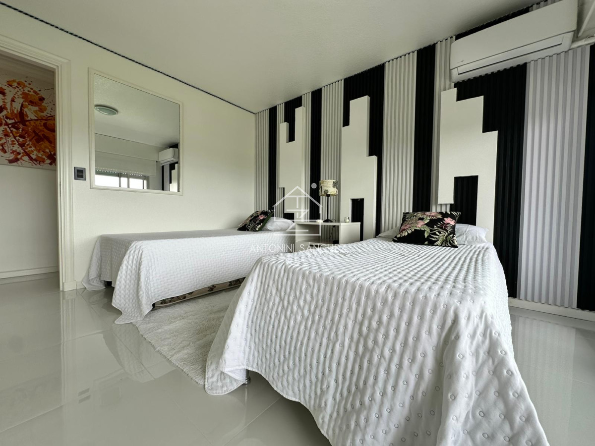 Apartamento ID.3050 - Venta de apartamento de dos dormitorios en Punta del Este