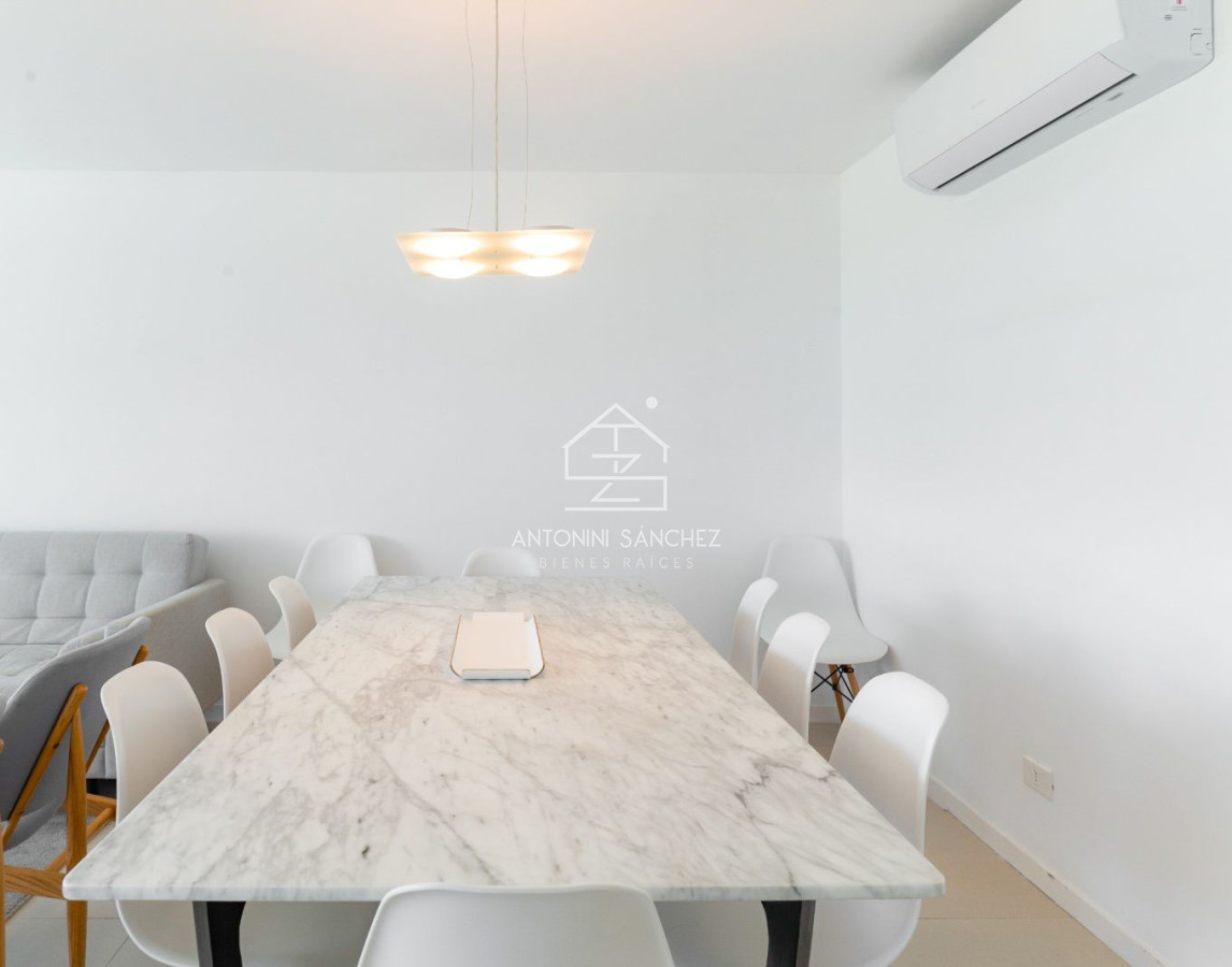 Apartamento ID.1988 - Apartamento en venta, 3 suites. Edificio Horizonte. Playa Mansa, Punta del Este