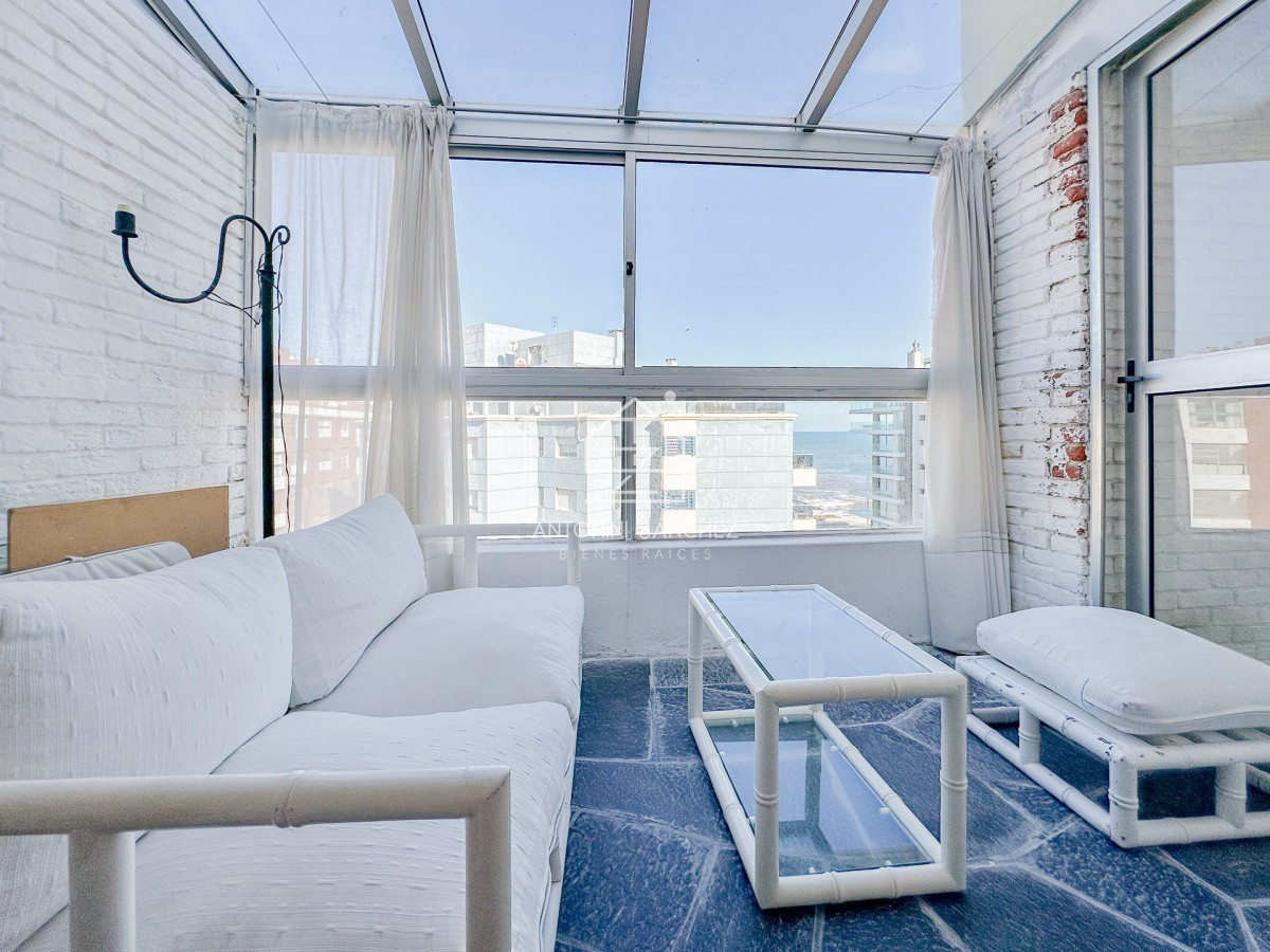 Apartamento ID.1382 - Penthouse en venta en Peninsula, 3 dormitorios, 3 baños, garaje