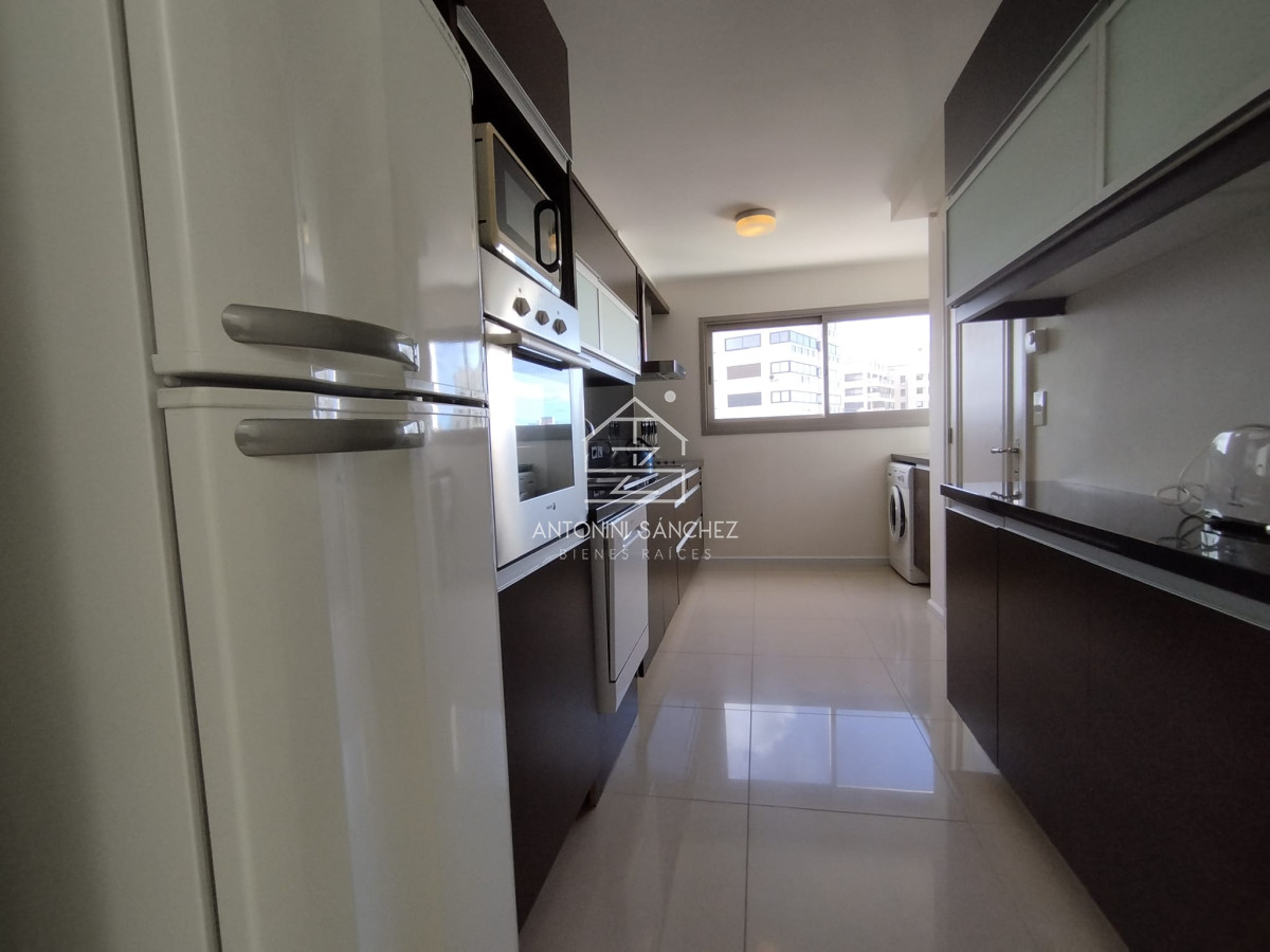 Apartamento ID.3051 -  Apartamento en venta en playa brava de Punta del Este