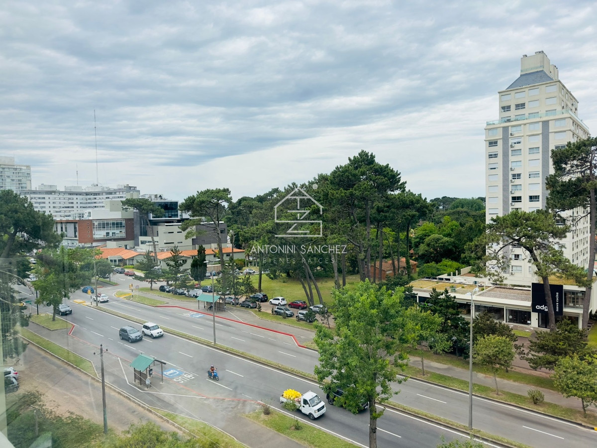 Apartamento ID.1195 - Venta Apartamento 2 dormitorios en Punta del este.