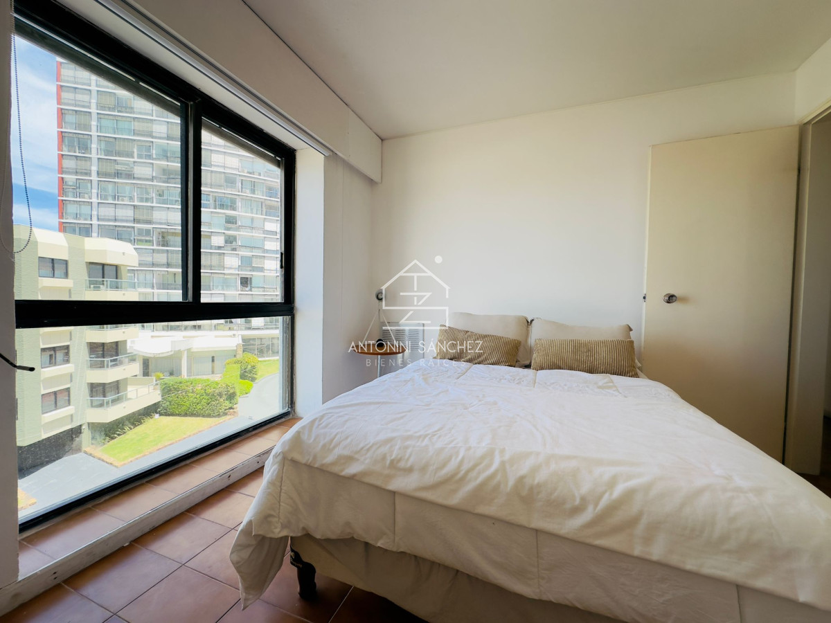 Apartamento ID.1426 - Apartamento en venta, 4 dormitorios, Punta del Este