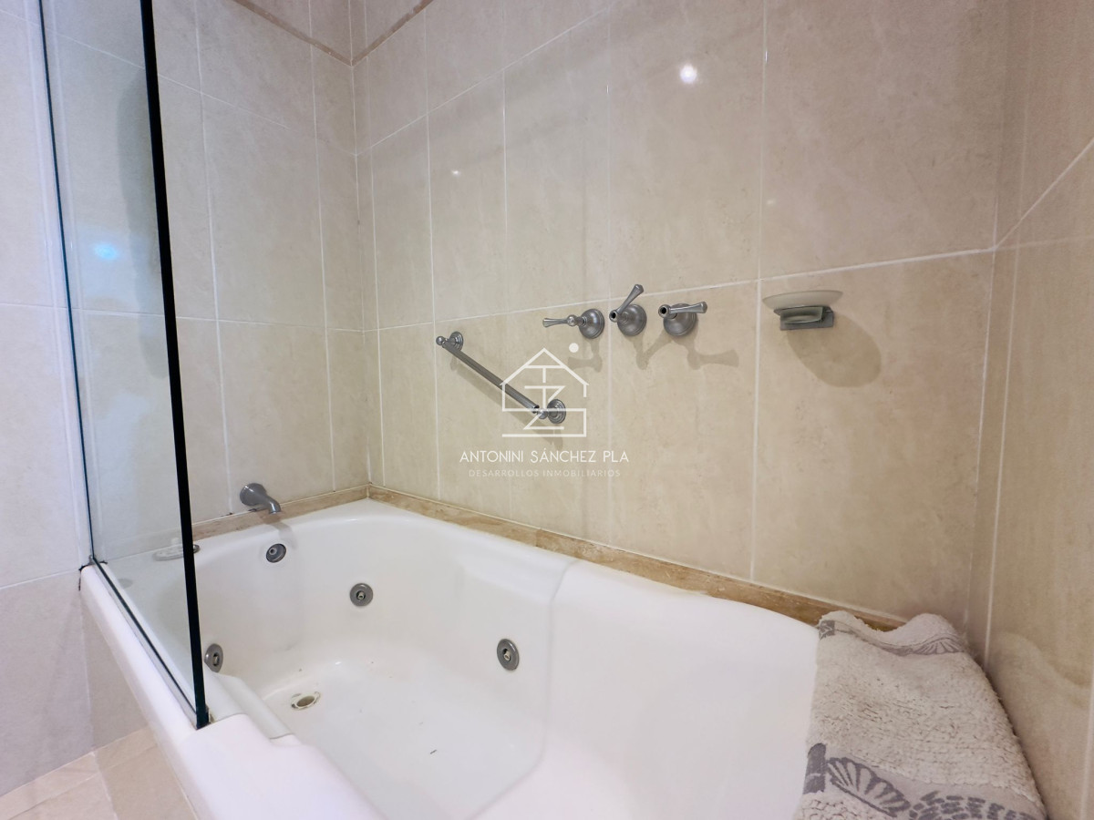 Apartamento ID.3354 - Apto en venta, excelente vista a la playa mansa, isla gorriti.