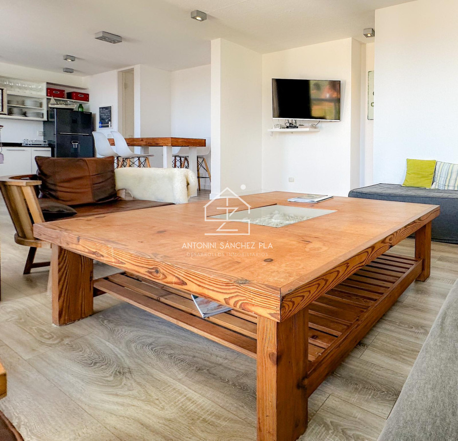 Apartamento ID.4096 - Penthouse Duplex en venta, con parrillero y vista al mar en Manantiales